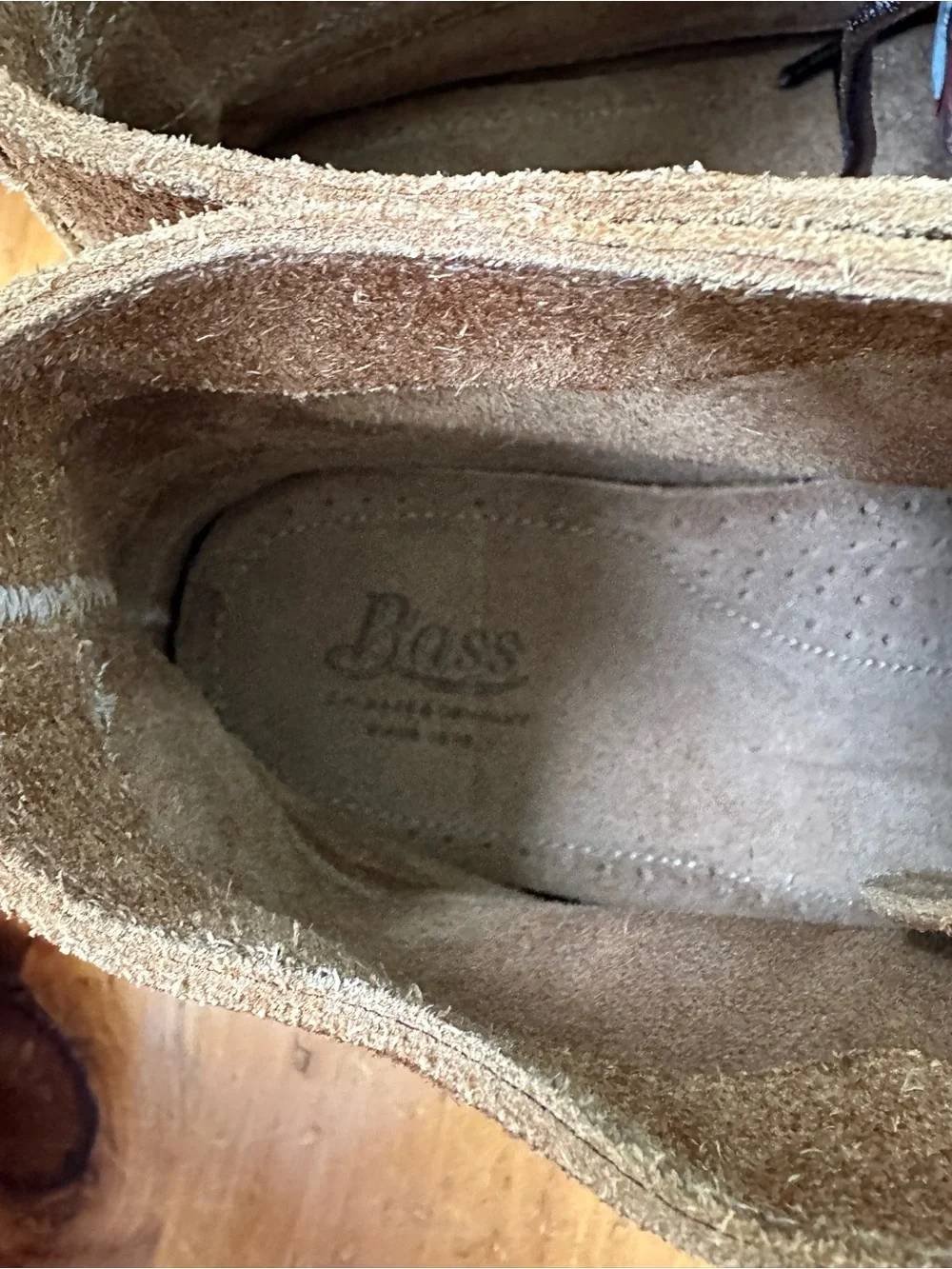 Bass Russell suede chukka boots 10